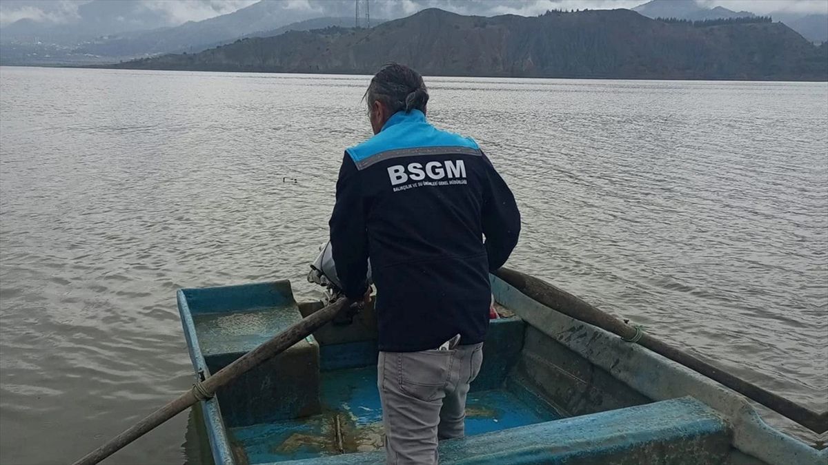 Kaçak Balık Ağına El Konuldu