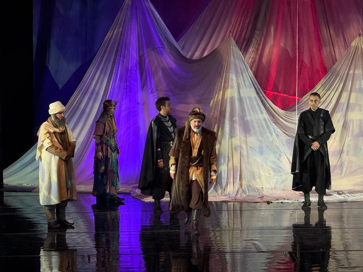 Bursa\'nın Fethinin 700. Yılı Tiyatrosu