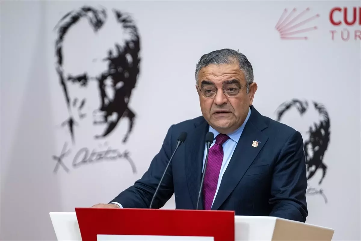 CHP, İnsan Hakları Raporlarını Aylık Yayınlayacak