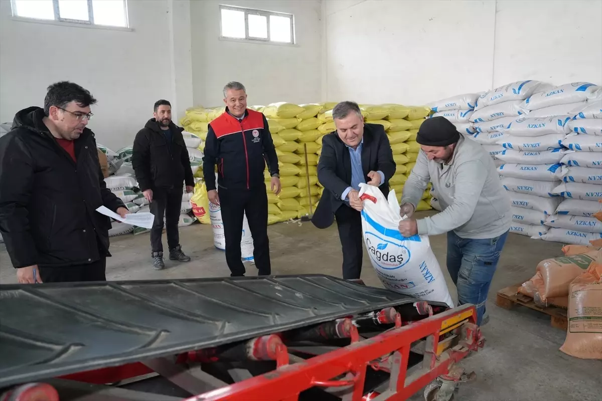 Çubuk\'ta Üreticilere Tohum Desteği