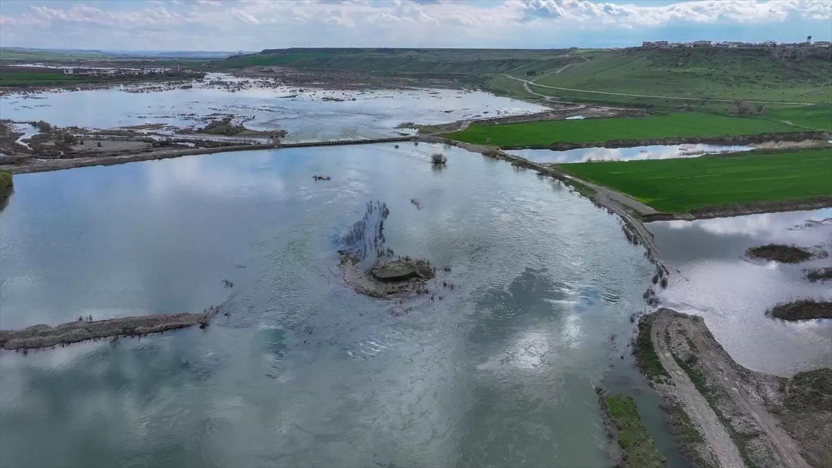 Diyarbakır\'da Tarım Arazileri Suyla Kaplandı
