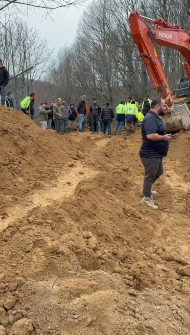 Doğal gaz çalışması sırasında toprak altında kalan 2 işçiden 1'i öldü