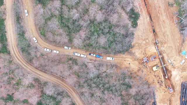 Doğal gaz çalışması sırasında toprak altında kalan 2 işçiden 1'i öldü