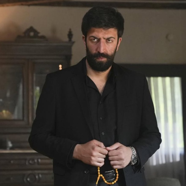 Eşref Rüya dizisi oyuncusu Ramazan Tetik hayatını kaybetti