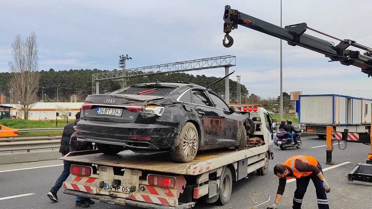 Eyüpsultan\'da Kaza: Sürücü Ormana Uçtu