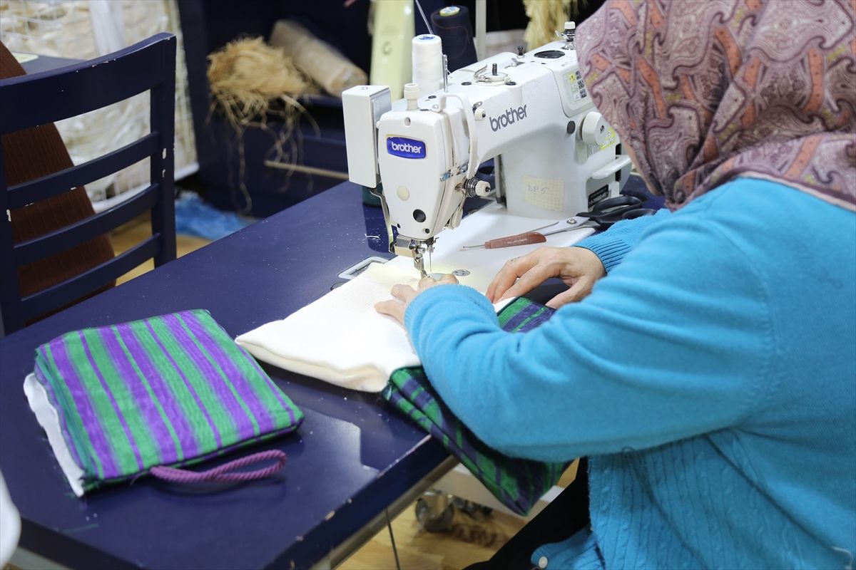 Gaziantep\'te Kutnu Kumaşı Dokumacılığı Eğitimi
