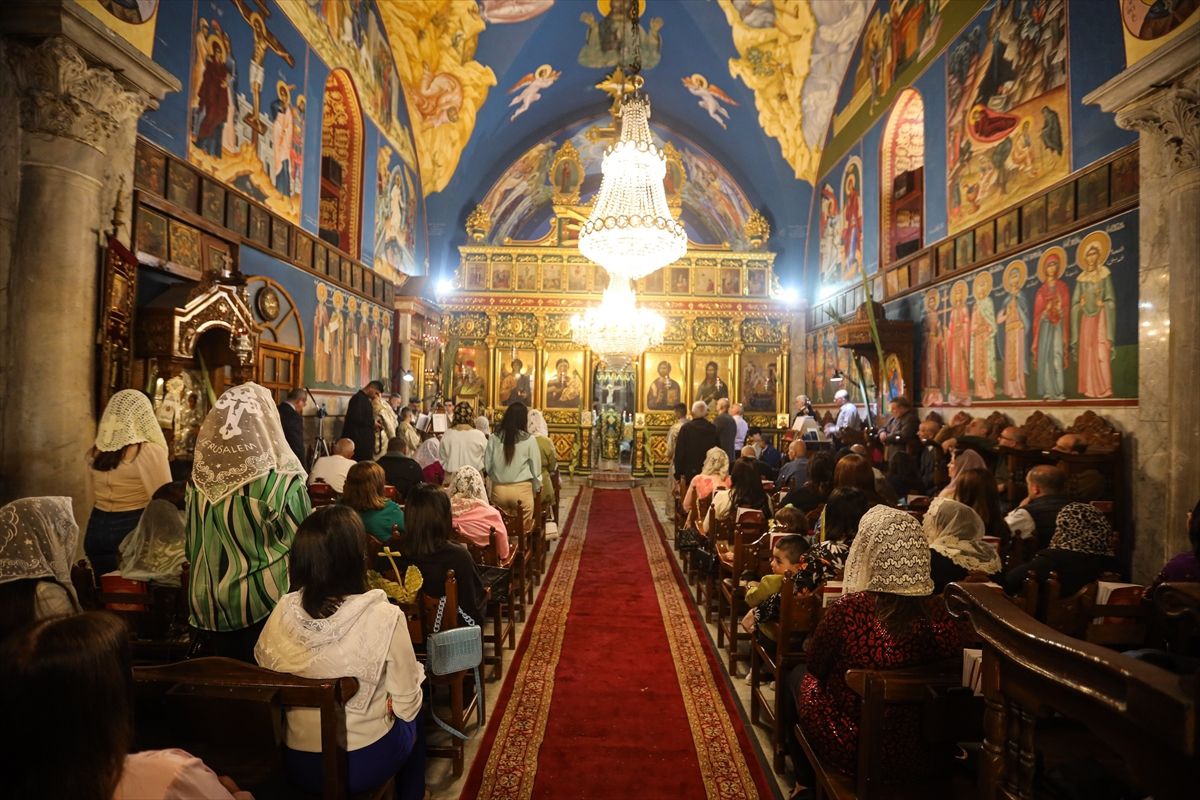 Gazze\'de Hristiyanlar Palmiye Pazarı Bayramı\'nı Kutladı