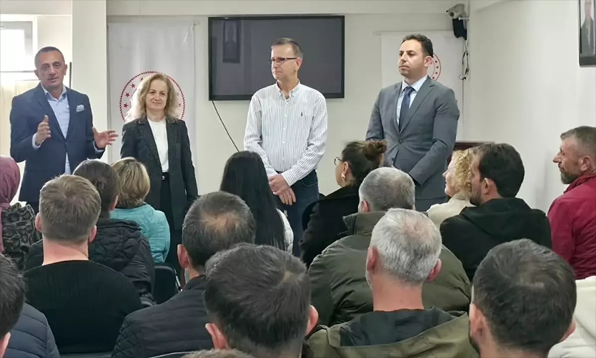 Gelibolu\'da Sürü Yöneticisi Eğitimi Tamamlandı