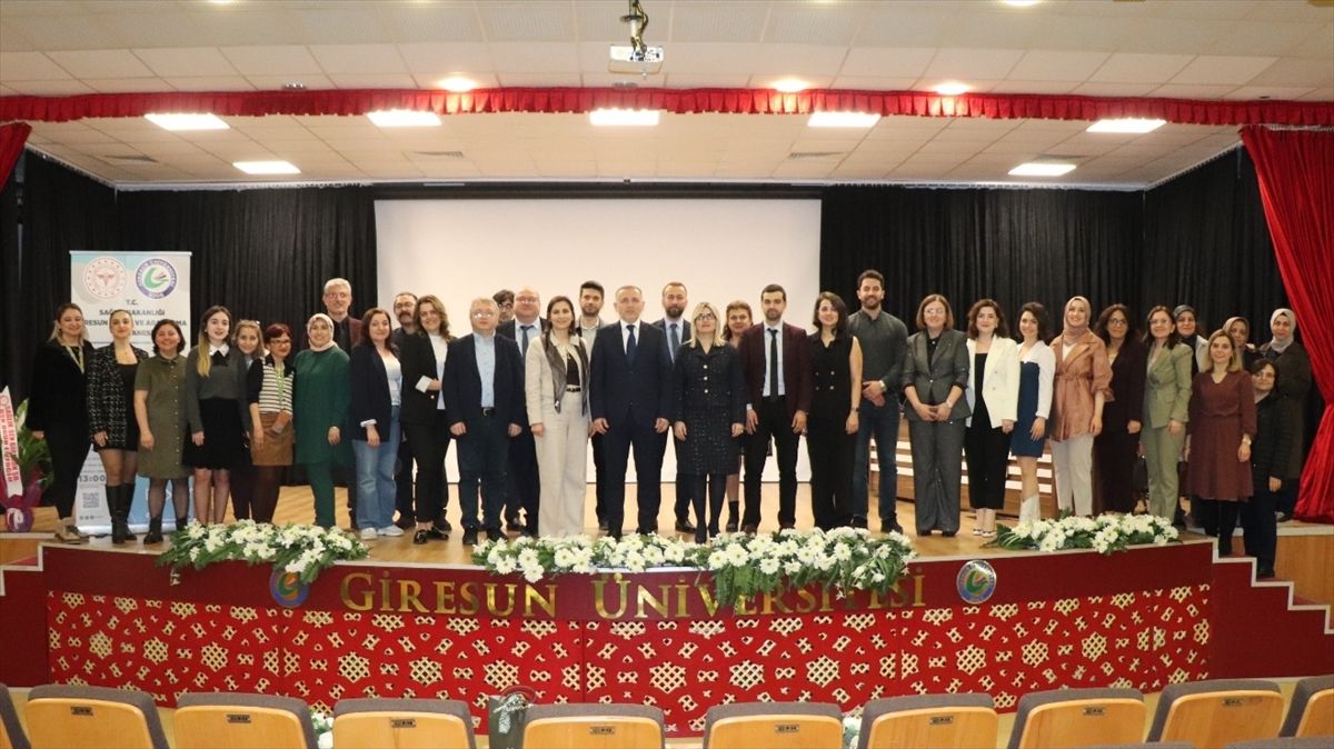 Giresun\'da kanser farkındalık sempozyumu düzenlendi