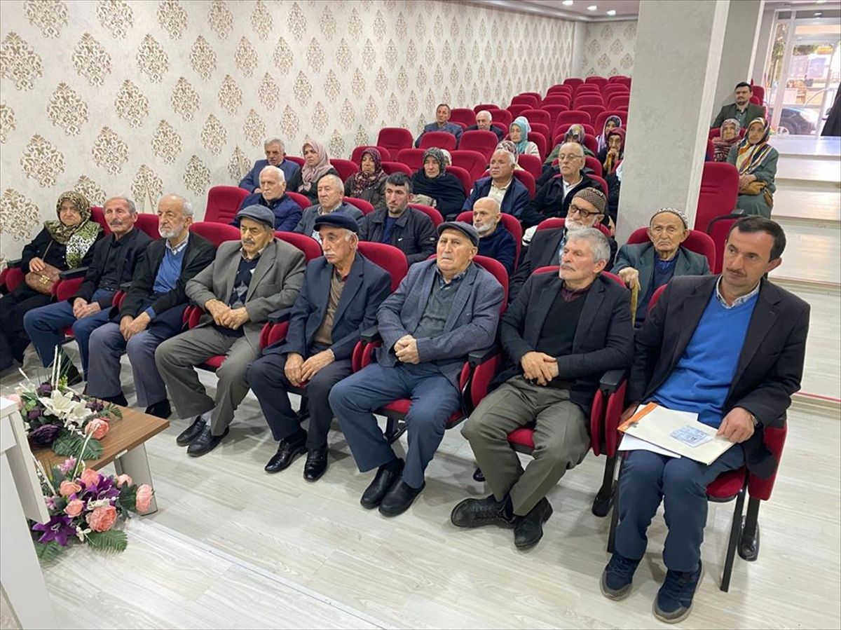 Giresun\'da Başarılı Öğretmenler Ödüllendirildi