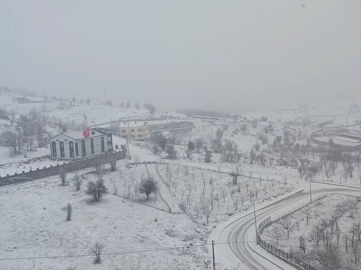 Hadim\'de Kar Yağışı Etkili Oldu