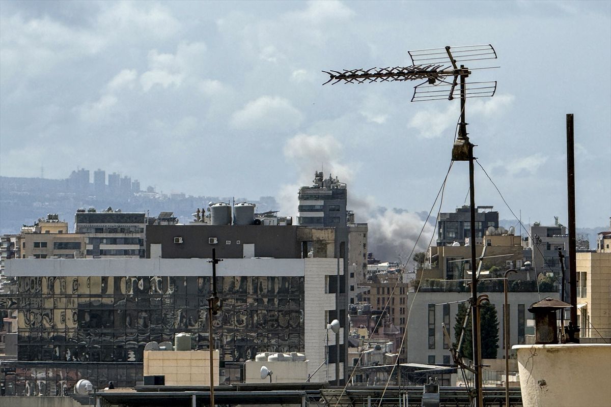 Beyrut\'ta İsrail Hava Saldırısı