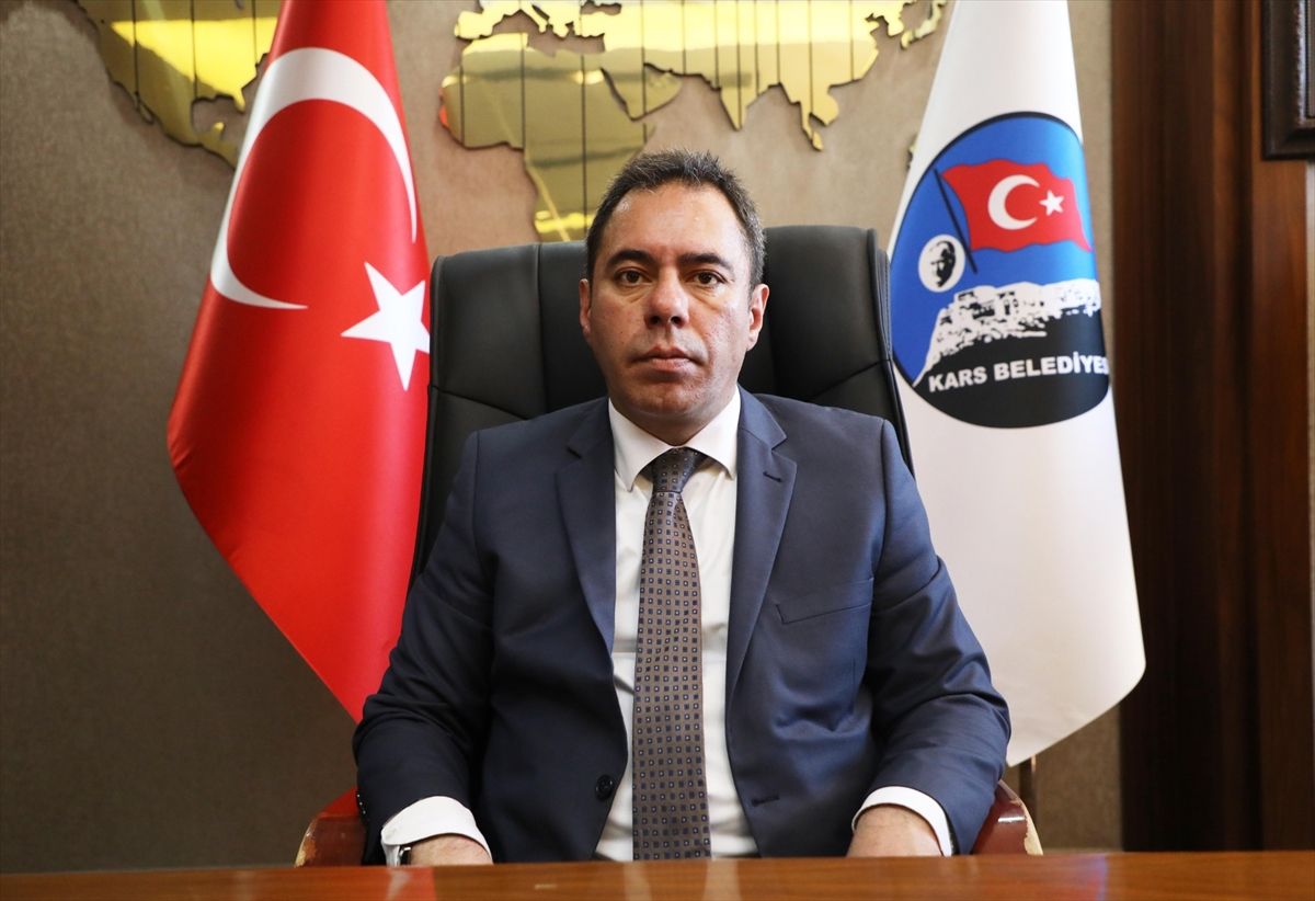 Kars Belediye Başkanı\'ndan AA\'nın 106. Yıl Kutlaması