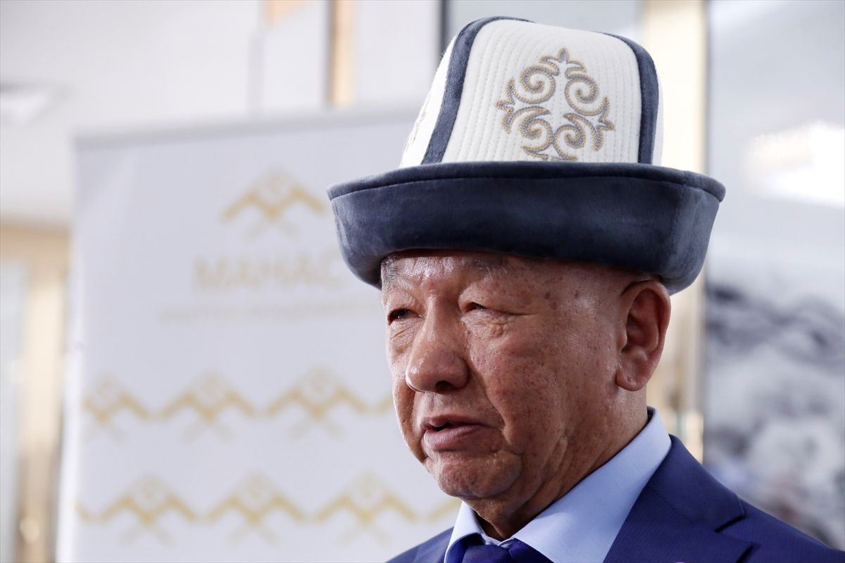 Akmataliyev\'in 70. Doğum Günü Konferansı