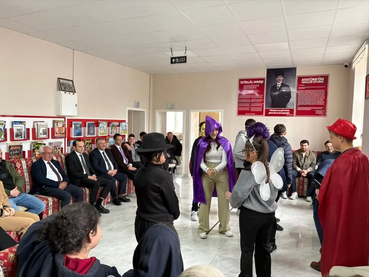 Korgun\'da İyileştiren Kütüphaneler Tiyatrosu