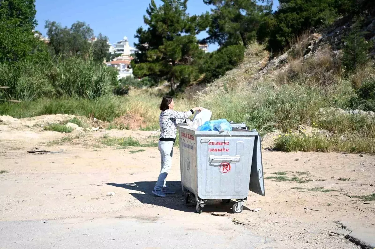 Kuşadası Belediyesi\'nden çevre temizliği çağrısı