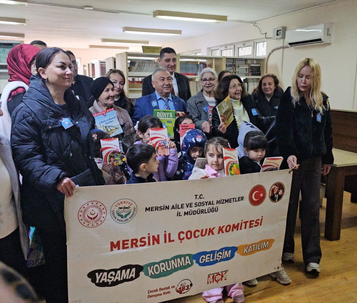 Mersin\'de Kuşaklararası Kitap Okuma Etkinliği