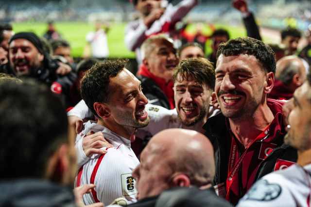 Atılan manşetler olay! Bütün dünya A Milli Takım'ı konuşuyor