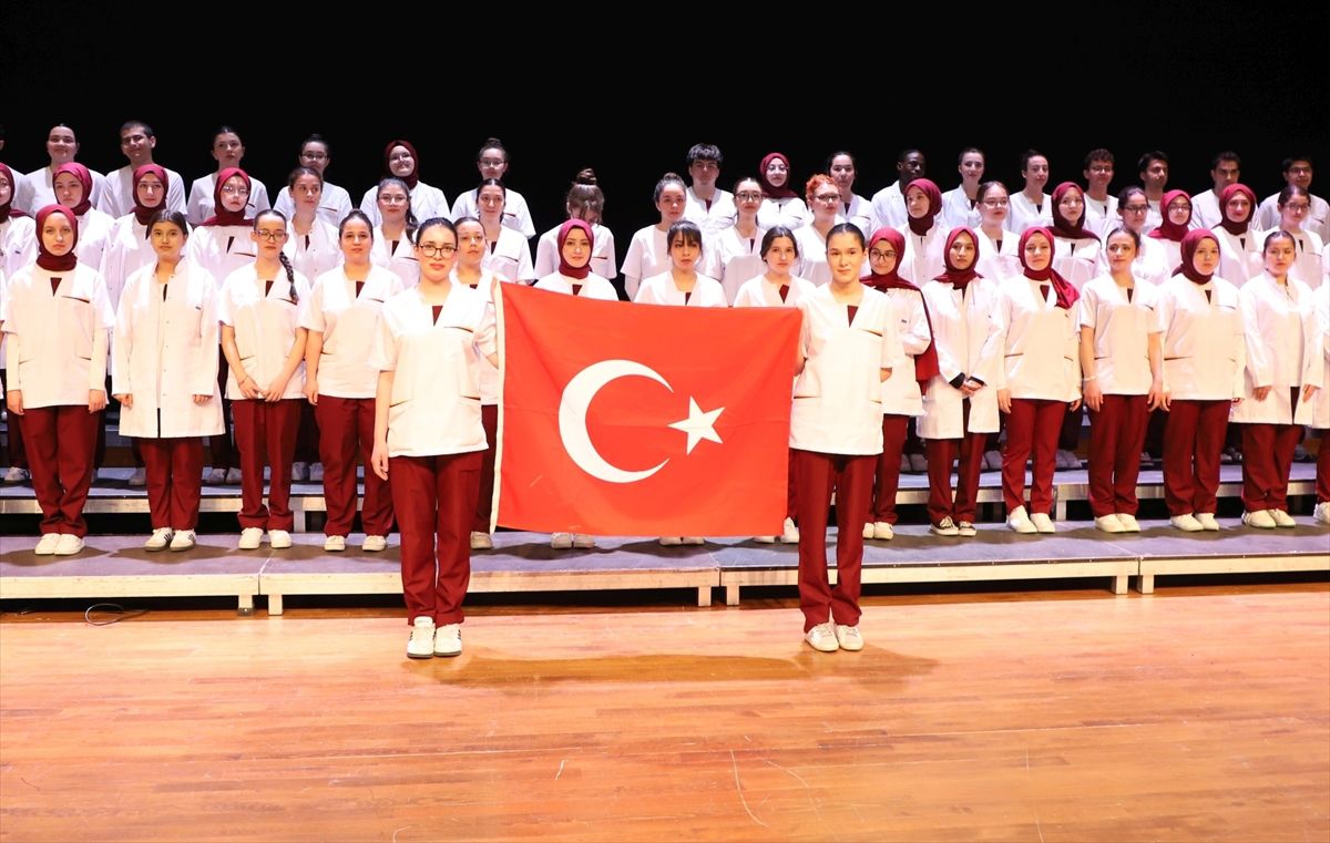 NEVÜ Hemşirelik Öğrencileri Üniforma Giydi