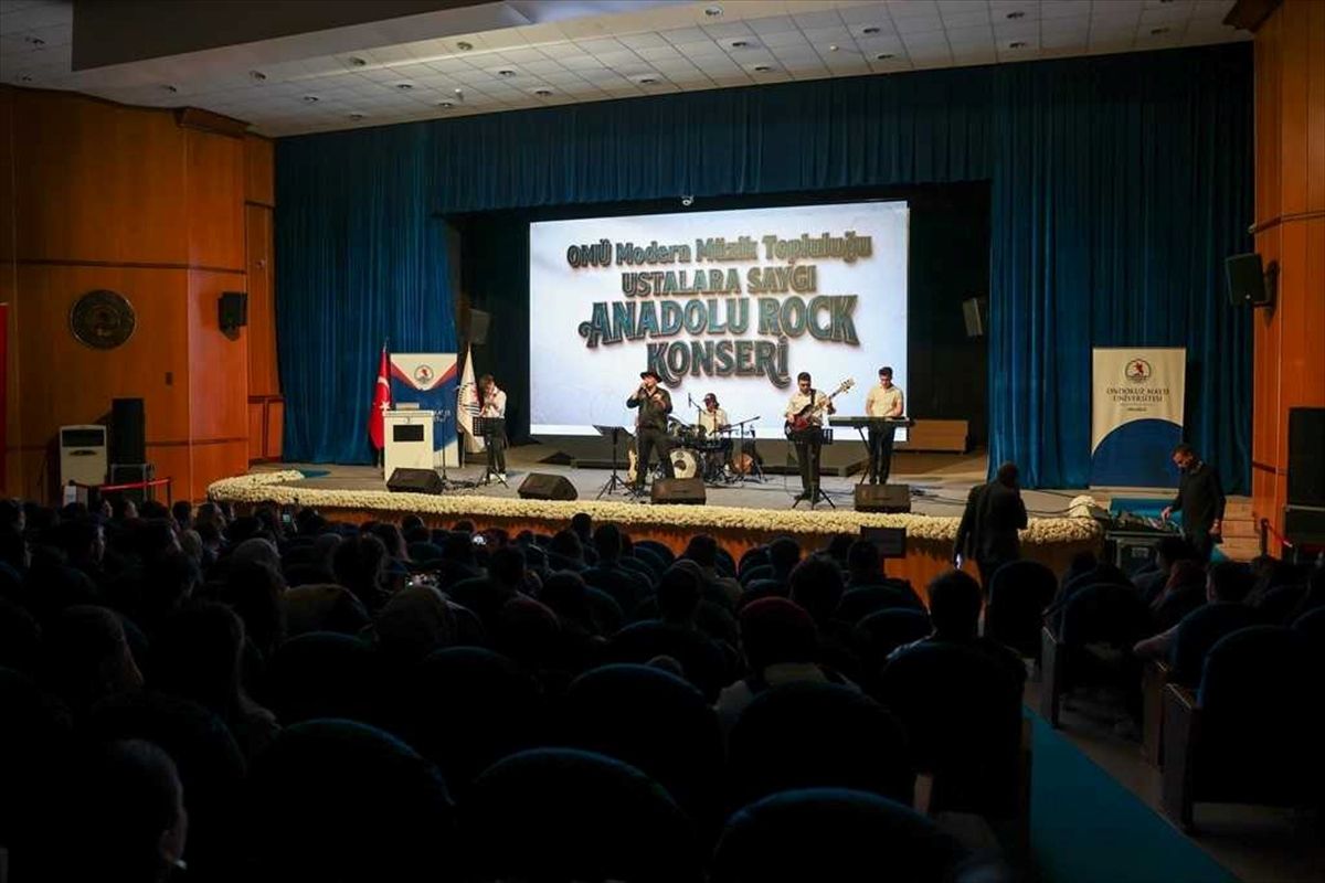 Anadolu Rock Konseri OMÜ\'de Coşkuyla Yapıldı