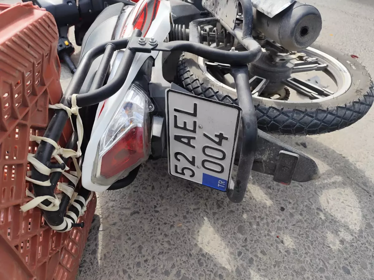Fatsa\'da Motosikletli Kaza: Sürücü Yaralı