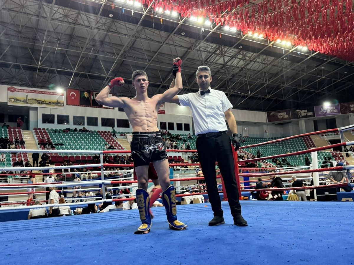 Pazaryeri Kick Boks Takımı\'ndan Diyarbakır\'da Başarı