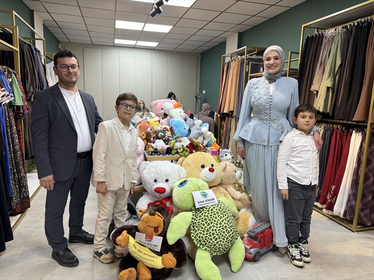 Açılışta Oyuncak Çağrısı