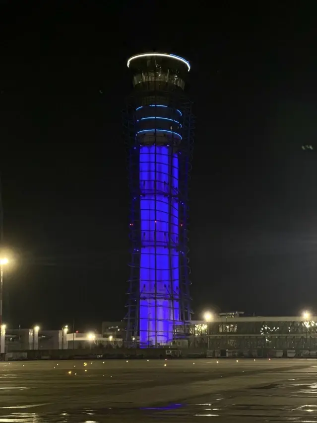 Sabiha Gökçen’den Otizm İçin Mavi Işık