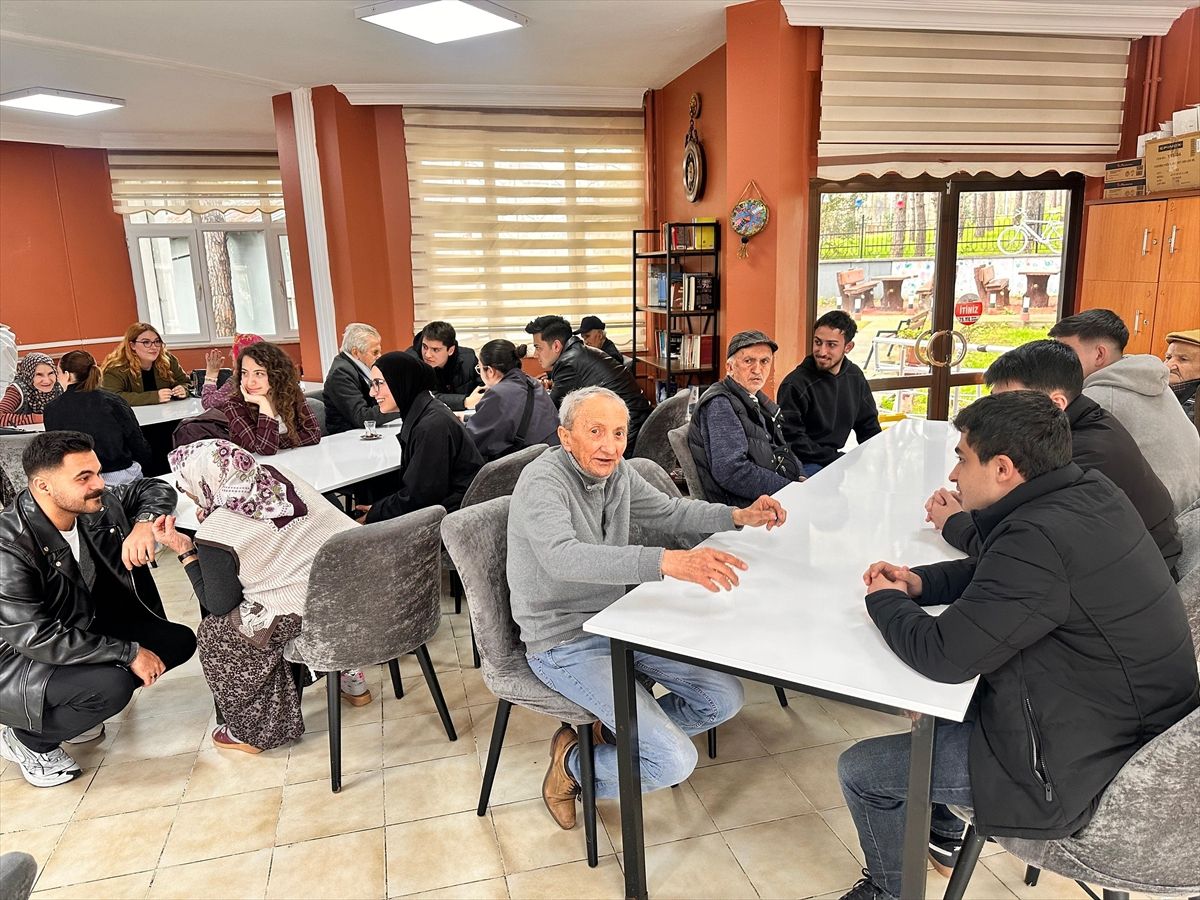 OMÜ Tıp Fakültesi\'nden Huzurevi Ziyareti