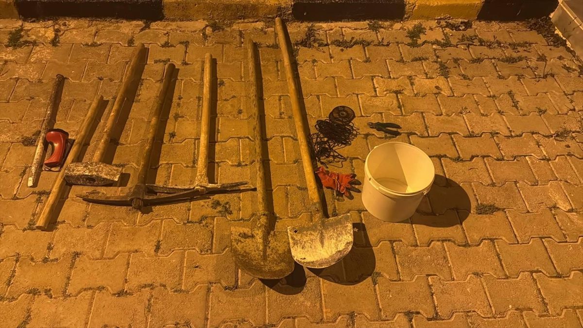 Harran\'da Kaçak Kazı Yapan 5 Şüpheli Yakalandı