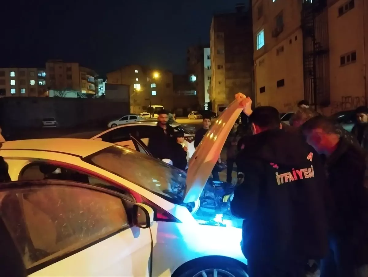 Siverek\'te Otomobil Yangını