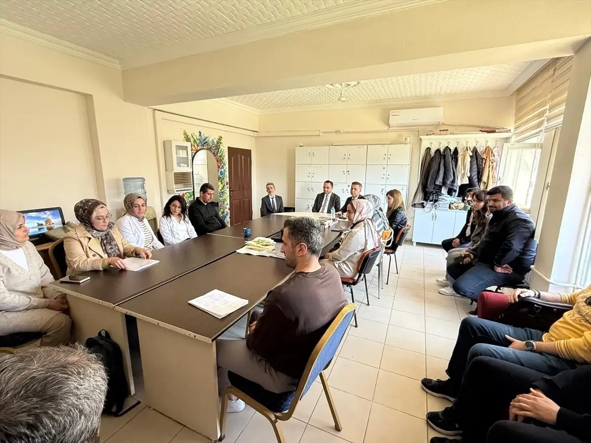 Kaymakam Partal\'dan Senan İdin Fen Lisesi Ziyareti