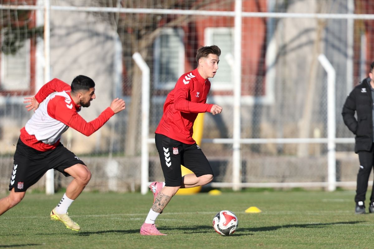 Sivasspor Hazırlıklara Başladı