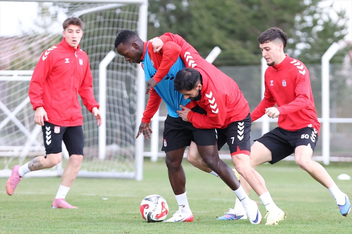 Sivasspor Erokspor Maçına Hazırlanıyor