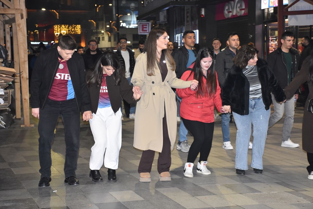 Trabzonspor Galibiyeti Coşkuyla Kutladı