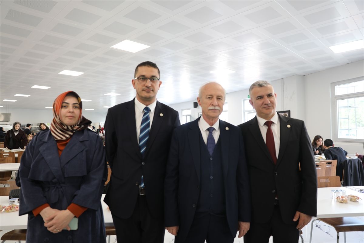 Trakya Üniversitesi\'nden Askıda Yemek Uygulaması