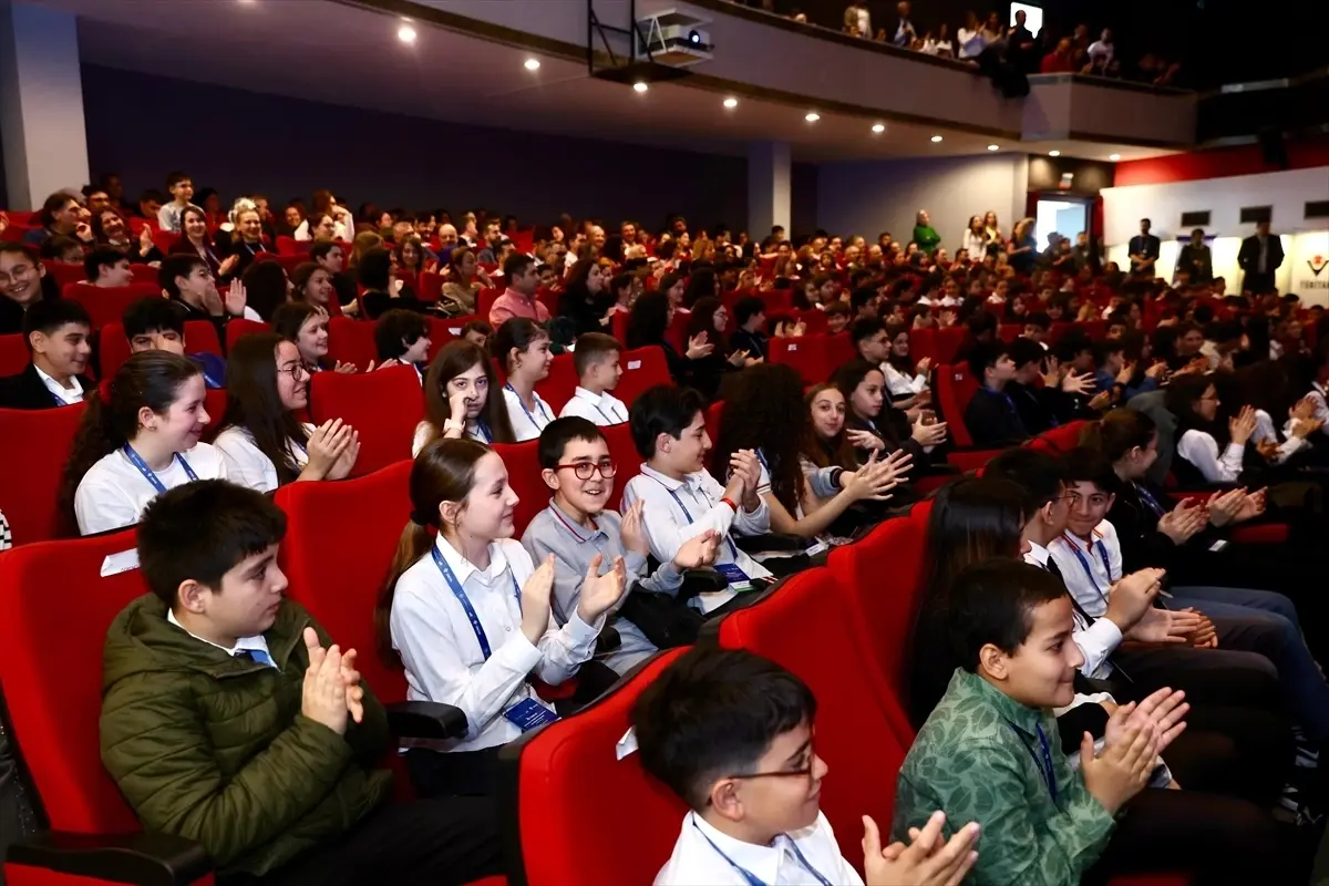 TÜBİTAK İzmir Yarışmasında Ödüller Sahiplerini Buldu