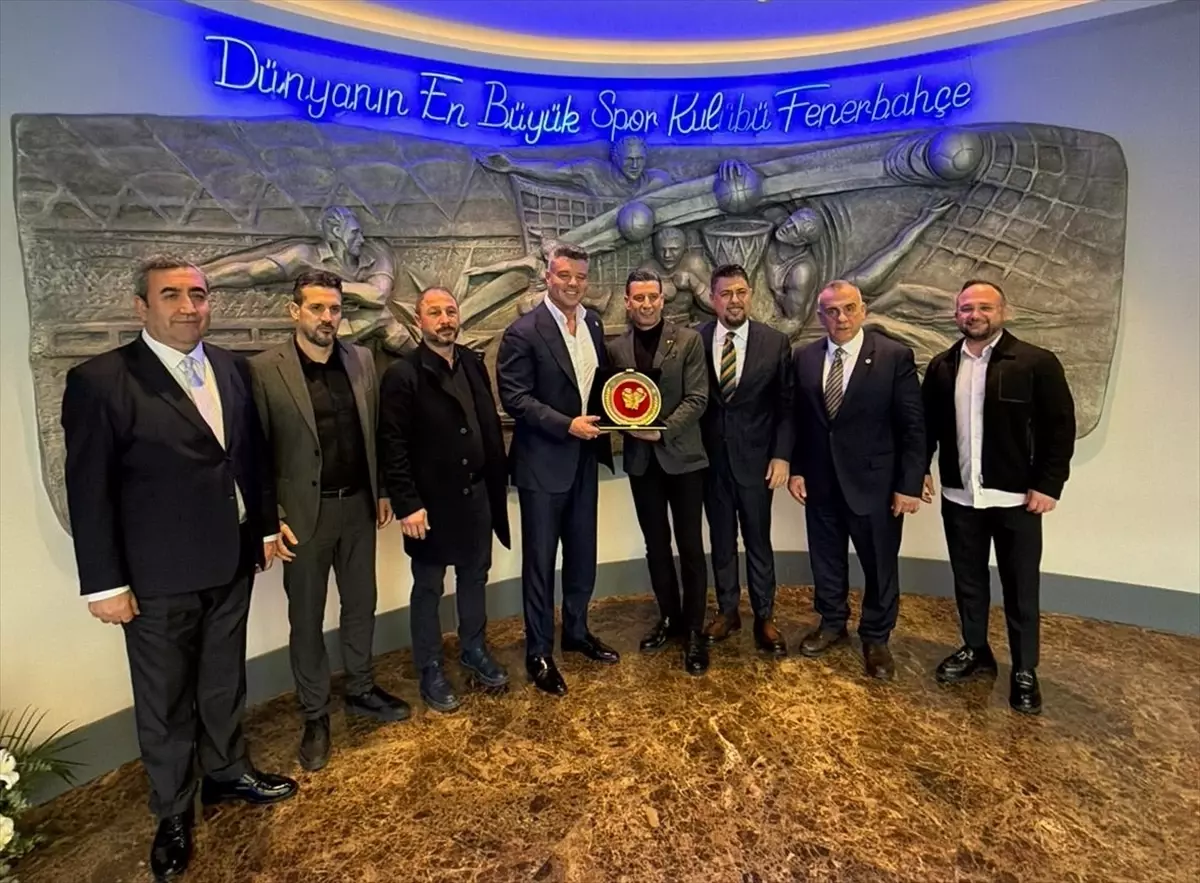 Boks Federasyonu\'ndan Fenerbahçe\'ye Ziyaret