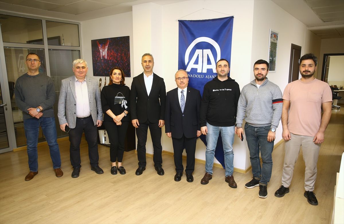 Akgün: AA, Azerbaycan-Türkiye İlişkilerinde Güvenilir Kaynak