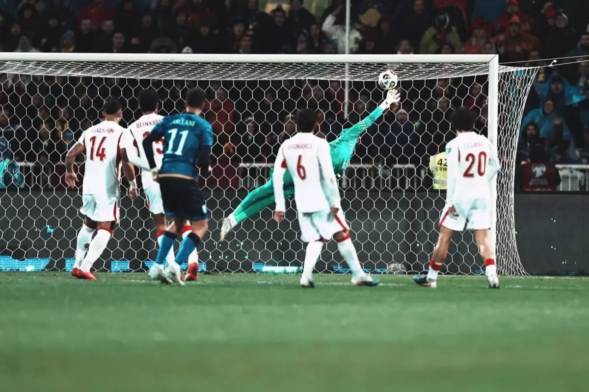 Uğurcan Çakır\'dan inanılmaz başarı