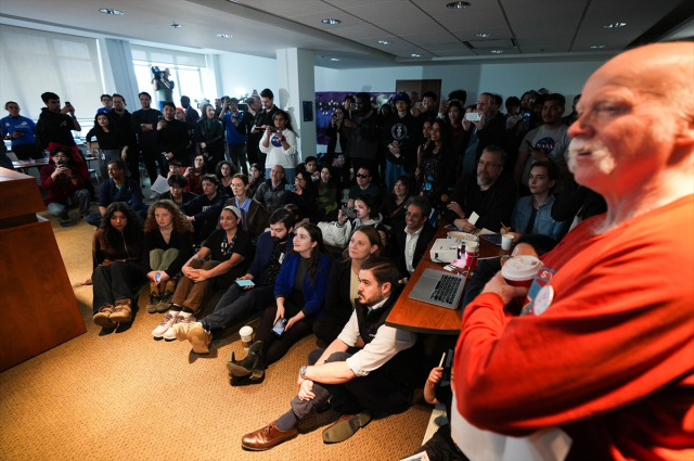 Artemis II, 54 yıl sonra insanları tekrar Ay'a gönderdi! İşte o anlar