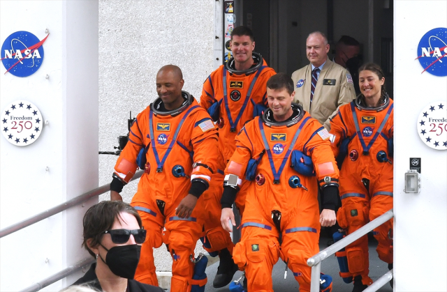 54 yıl sonra ilk kez Ay'a gönderildiler ama ayak basmayacaklar! Öyleyse Artemis II misyonu neden önemli?