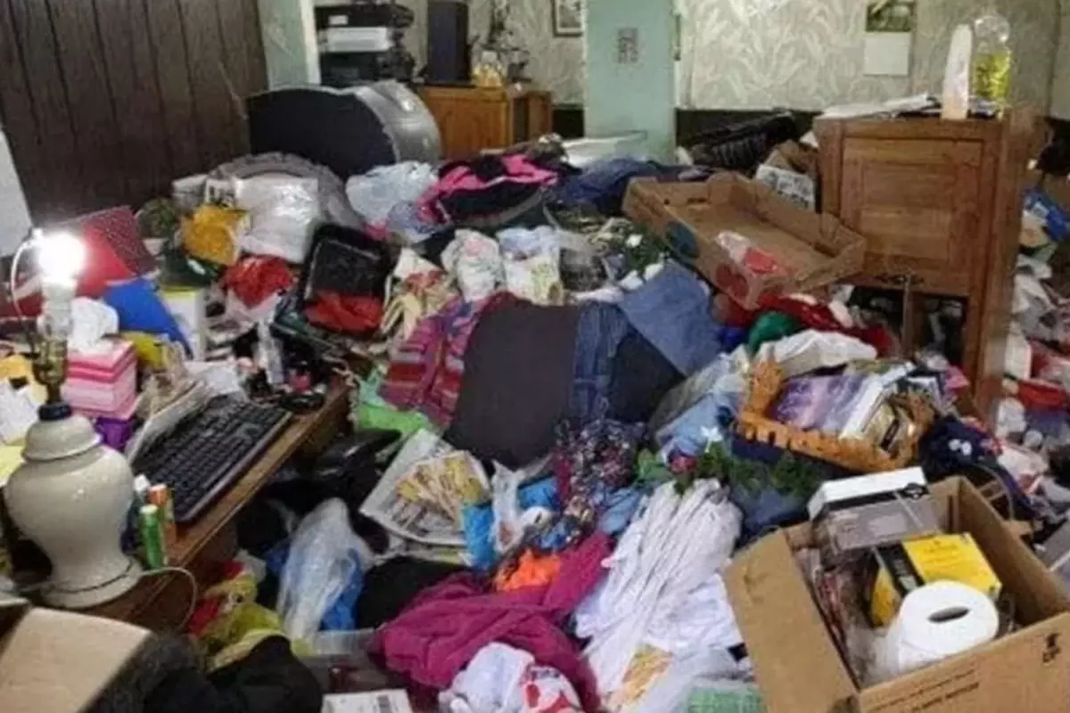 Biriktirme hastalığı felaketle bitti: 57 yaşındaki kadın kendi evinde eşyaların altında can verdi