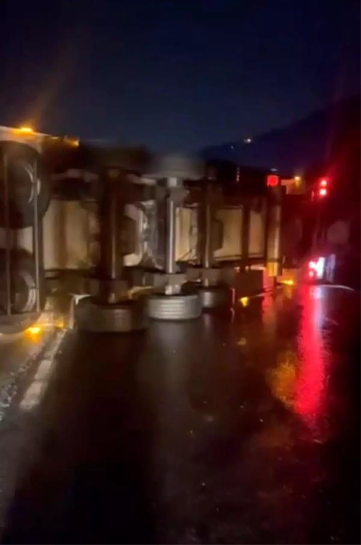 Adapazarı\'nda Zincirleme Kaza