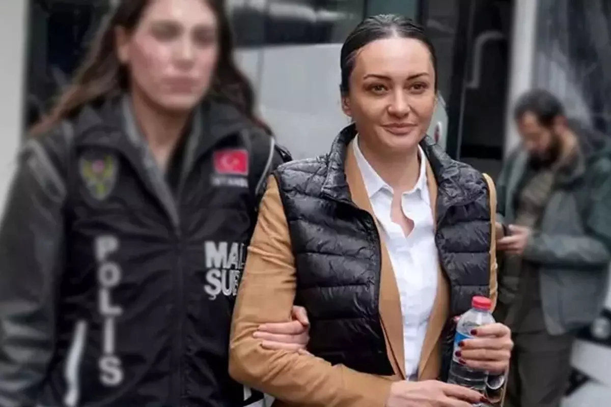 Ekrem İmamoğlu\'nun Özel Kalem Müdürü Kadriye Kasapoğlu tahliye edildi