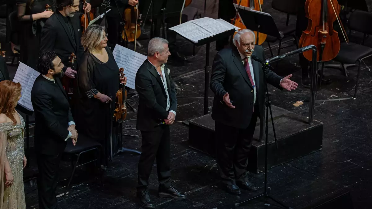 Mansurov\'un \'Senfonik Gravürler\' Konseri Gerçekleşti