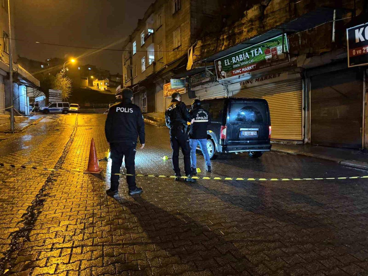 Birecik\'te Rastgele Ateş Açıldı: Bir Yaralı