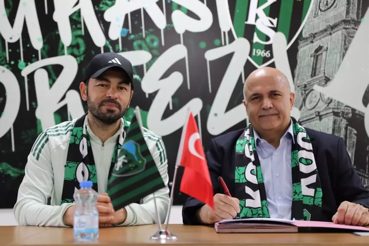 Kocaelispor Selçuk İnan ile Sözleşme Uzattı