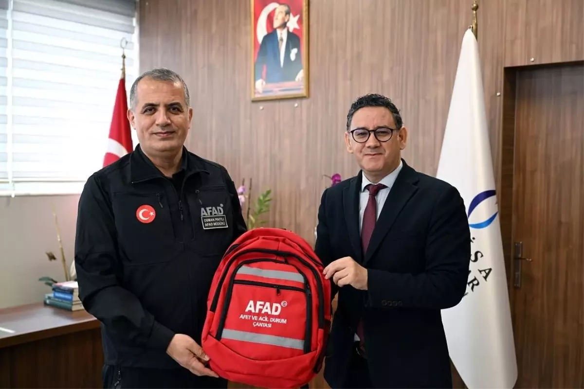 MCBÜ Spor Bilimleri Fakültesi\'nde "Afet ve Yangın Farkındalığı" etkinliği düzenlendi