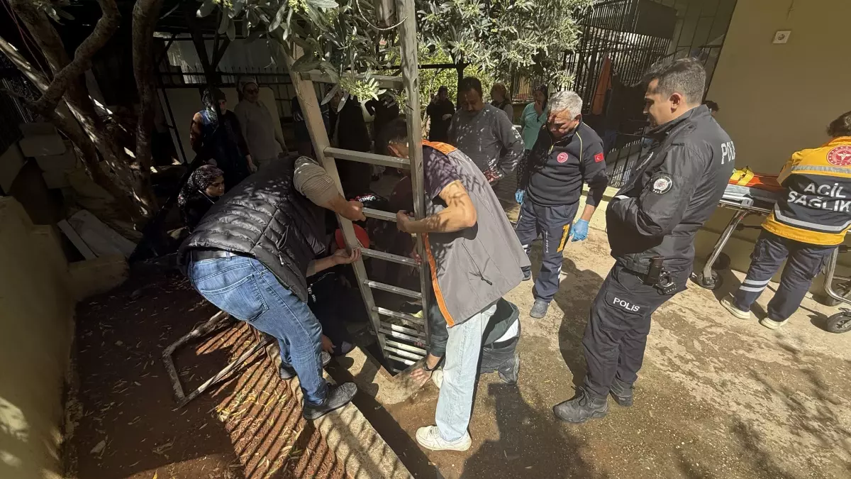 Antalya\'da Foseptiğe Düşen Çocuk Yaralandı